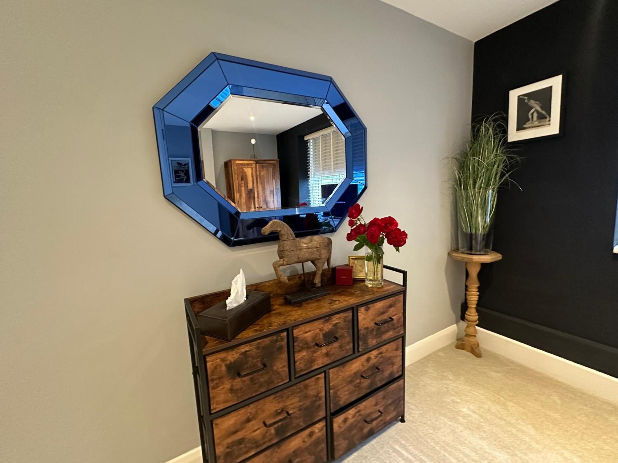 Appartement Tower Bridge, Boutique, Shad Thames Butlers Wharf Secure Parking , Balcony View Of Shard, Luxury With Van Parking Upto 4 Vans Ideal For Builders Shopfitters Secure Cctv à Londres Extérieur photo